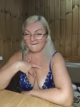 White-Chocolatte Live XXX-Chat