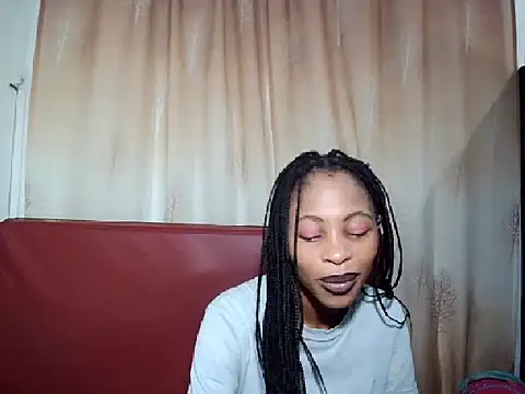 Ebony_Hottie00: онлайн-секс-чат