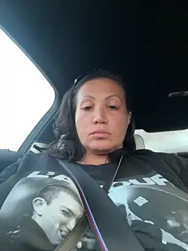 Alicedomi8 Adlı Modelin Canlı XXX Sohbeti