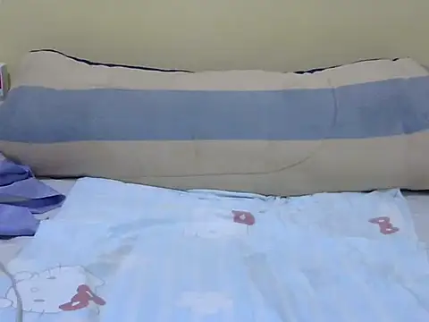 Scate Adlı Modelin Canlı XXX Sohbeti