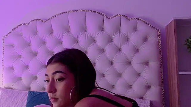 AriaStonne – Live XXX-chat