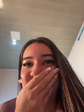 Czat XXX na żywo – Little_Gaby_