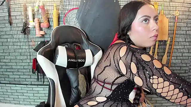 hillary_bigbutt XXX чат на живо