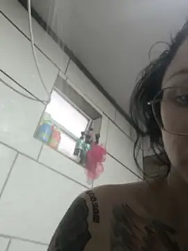 Show de CreepshowAngie na webcam