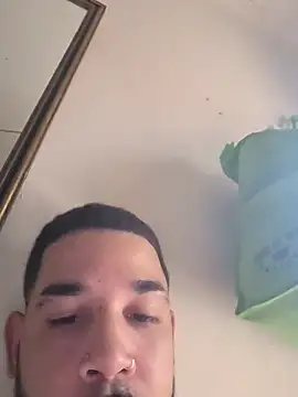 Rhaen webcam show