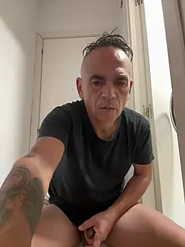 Chat +18 de mateocali25 ao vivo