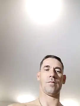 XXX chat uživo modela FreeRider111