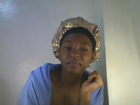 Chat +18 de cutebrownny ao vivo