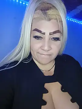 BonniAdams: онлайн-секс-чат
