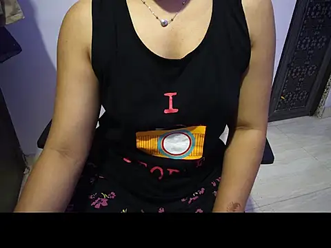 BabyNaina Obrolan Langsung XXX