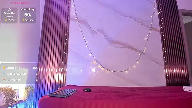 Scarlet_Vixen_ 라이브 XXX 채팅
