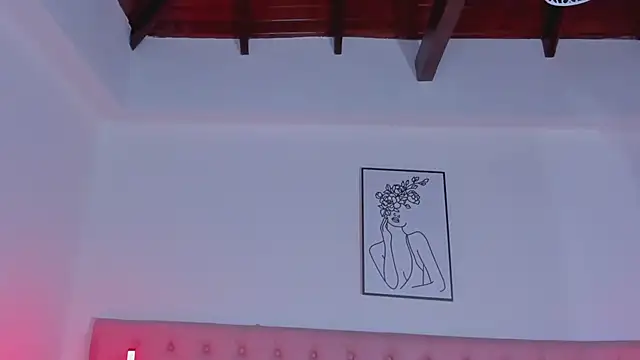 IvyRusselのライブXXXチャット