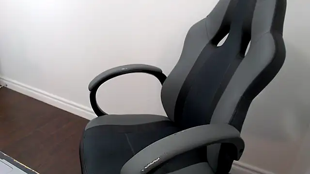 ordinaryJ Chat XXX in diretta