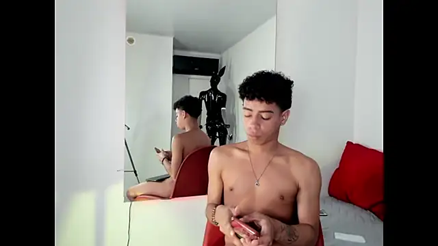 Онлайн чат XXX alex_danz