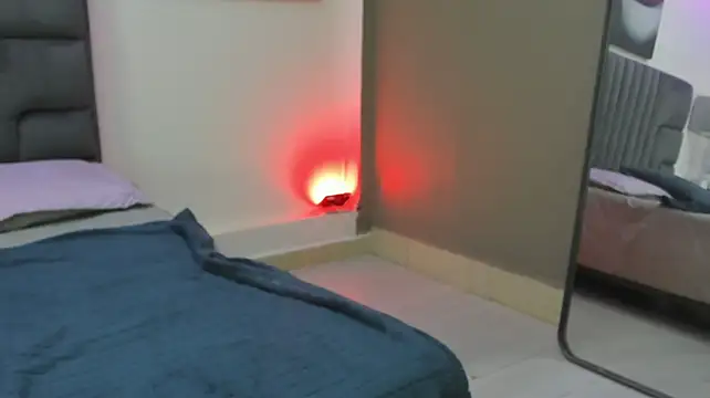 derek_raser Chat XXX in diretta