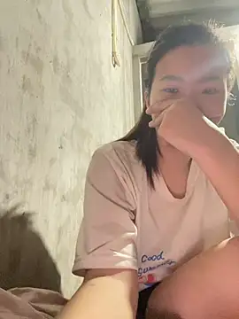 -Lyly_ 现场XXX聊天