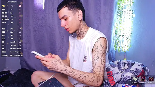 Онлайн чат XXX TheBatMansion