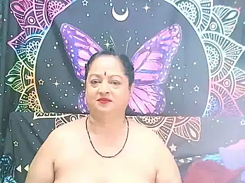 matureindian's Live XXX Chat