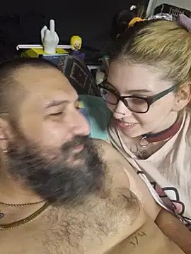 whatevaandissues' Live XXX Chat