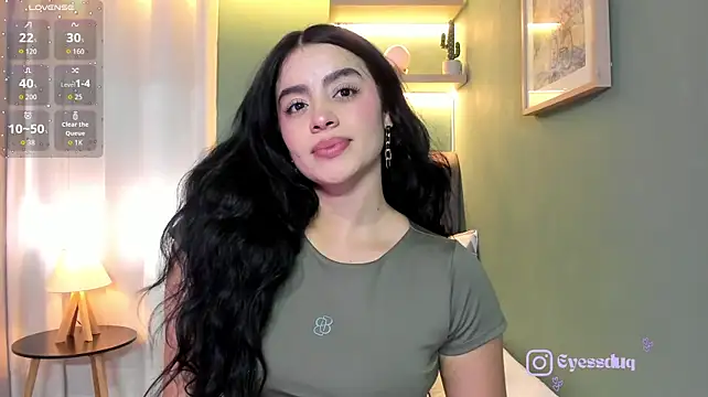 Eyes_Duque Adlı Modelin Canlı XXX Sohbeti