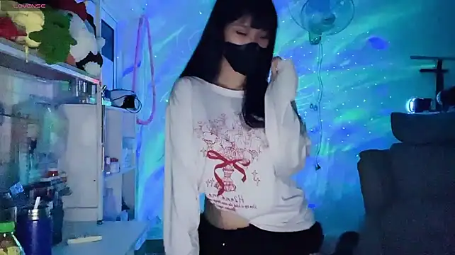 Tieu-May's Live XXX Chat