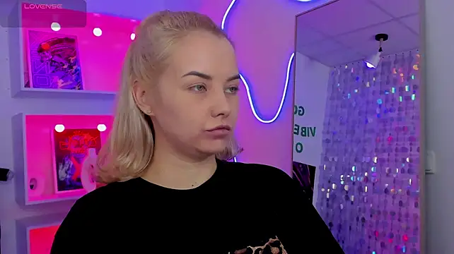 StephanieSweety 라이브 XXX 채팅