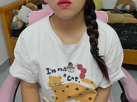 Luna_sexymore's Live XXX Chat