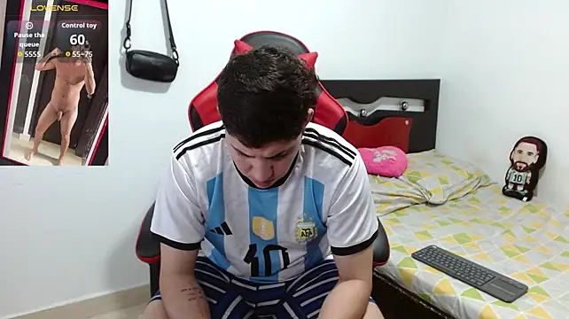 Онлайн чат XXX Fozil_Dvice