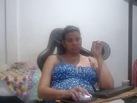 Adriana_0312 라 이브 XXX 채팅