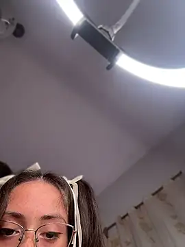 Mizztikaa élő XXX-chatje