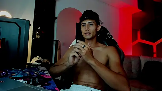 MaxiimoRomano_n Live XXX chat