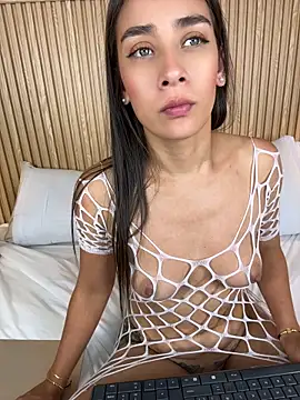 NahimiThompson লাইভ XXX চ্যাট