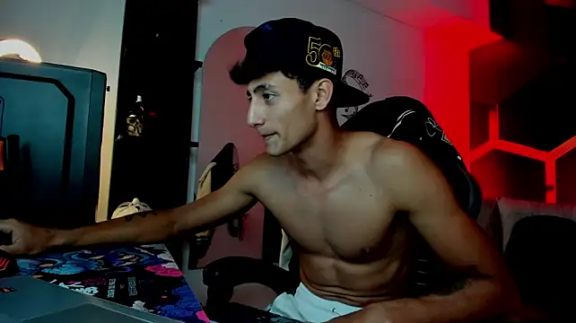 Chat XXX en directo de MaxiimoRomano_