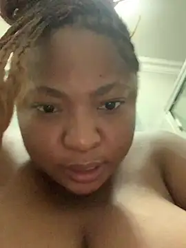 ChubbySpiderx's Live XXX Chat
