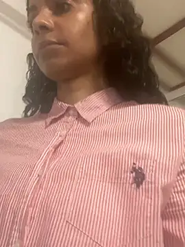 karlatiburcio Chat XXX in diretta