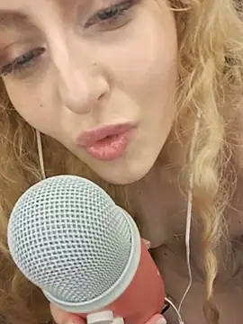Kiki-wren 라이브 XXX 채팅