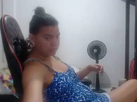 Adriana_0312のライブXXXチャット