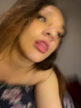 treasurebabii Chat XXX in diretta