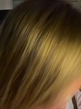 Chat +18 de curchez_ ao vivo