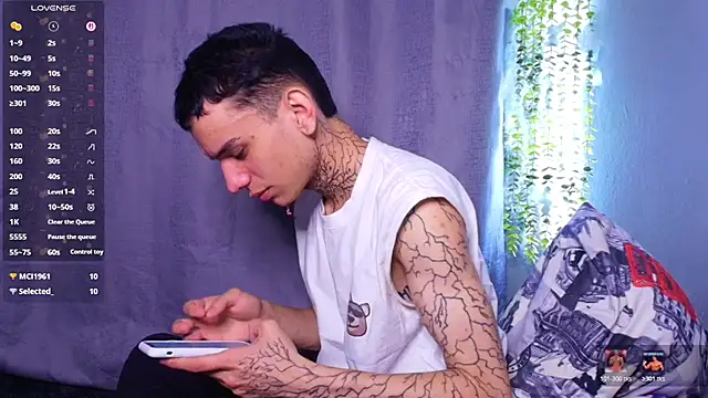 TheBatMansion Live XXX Chat