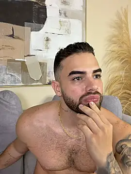 PaulPhoenix_ Chat XXX in diretta