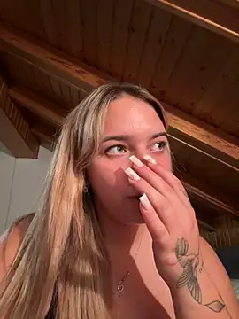 Naomi-Klein – webcam-show