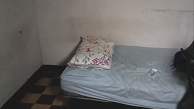 Chat XXX ao vivo de SunBlackCock