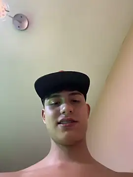 צ'אט XXX בשידור חי של Lander_Cruz