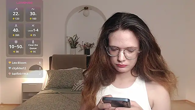 Онлайн чат XXX Little_foxx1
