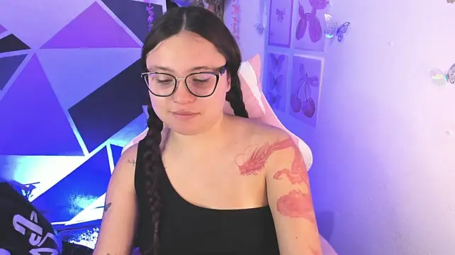Онлайн чат XXX little_emma0