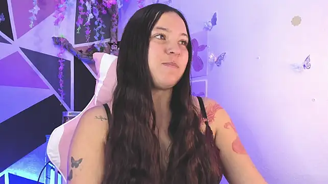 Онлайн чат XXX little_emma0