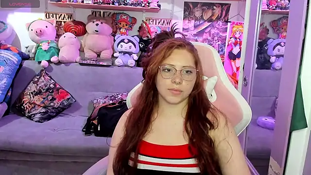 soficammy Adlı Modelin Canlı XXX Sohbeti