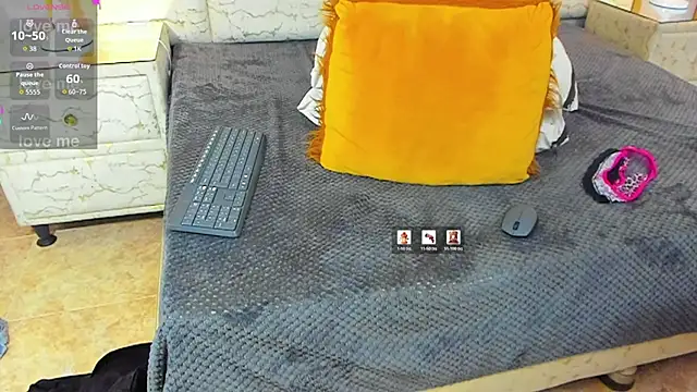 دردشة AxelRush الجنسية المباشرة