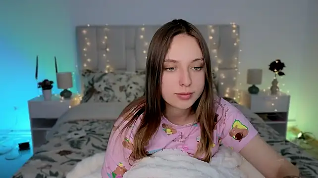 Chat XXX en directo de Cornelia_kitty